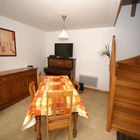 Holiday Home With Garden In Brainville Exterior foto
